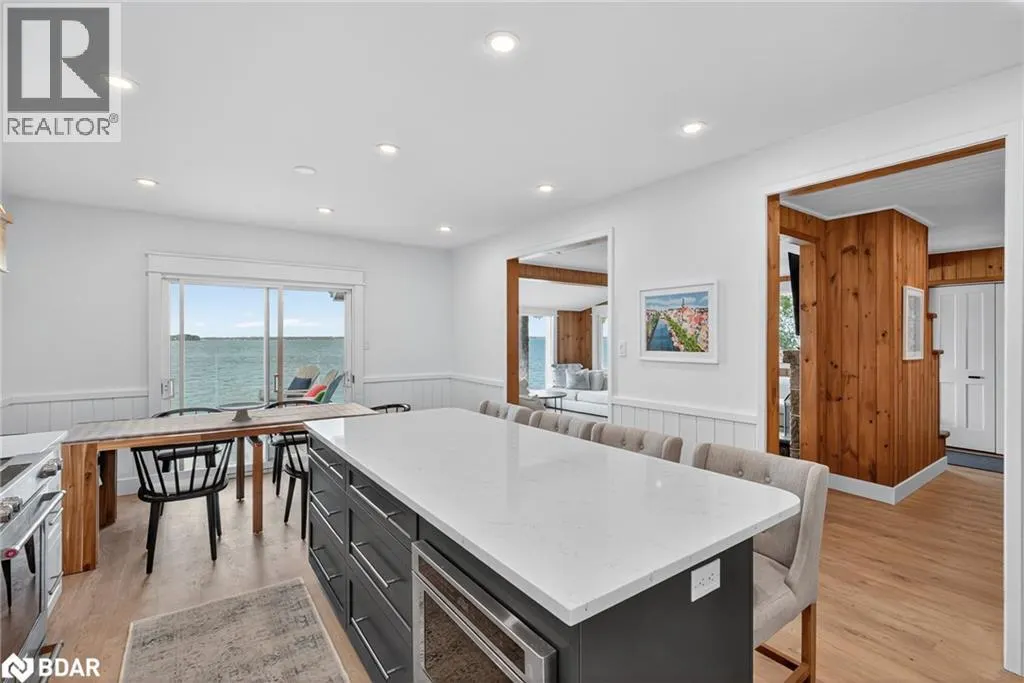 43 MOON POINT Drive