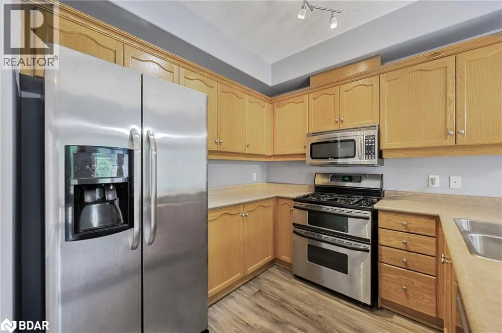 488 YONGE STREET Street Unit# 12, #12