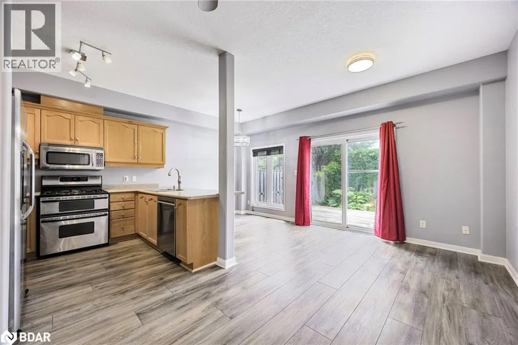 488 YONGE STREET Street Unit# 12, #12