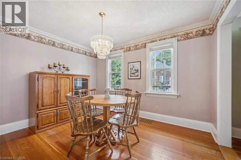 41 BRUNSWICK Avenue
