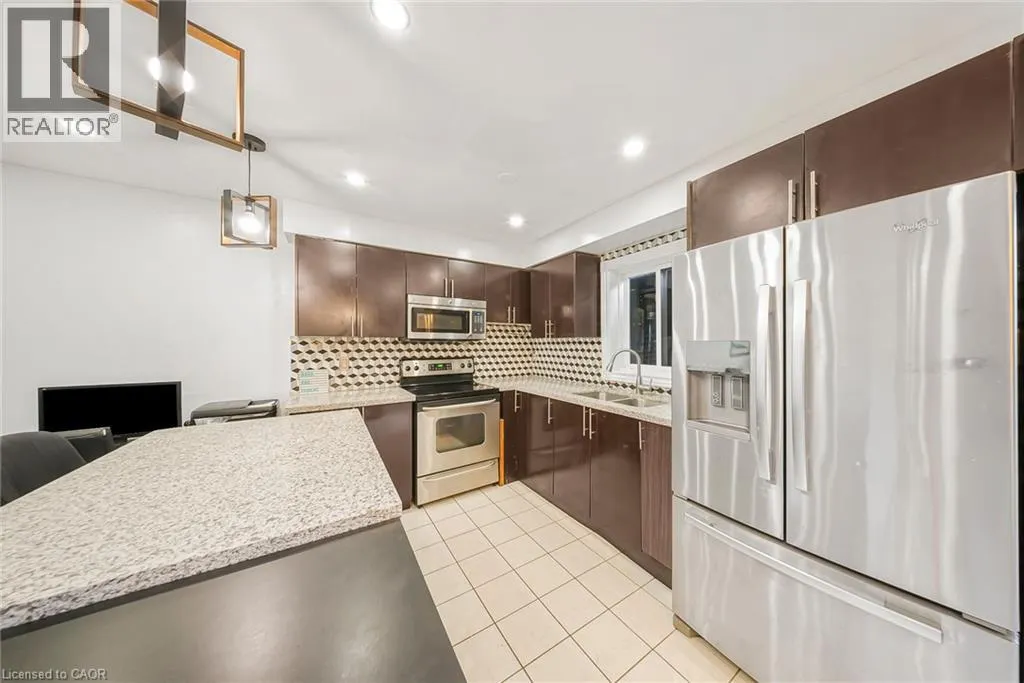 75 STONECAIRN Drive