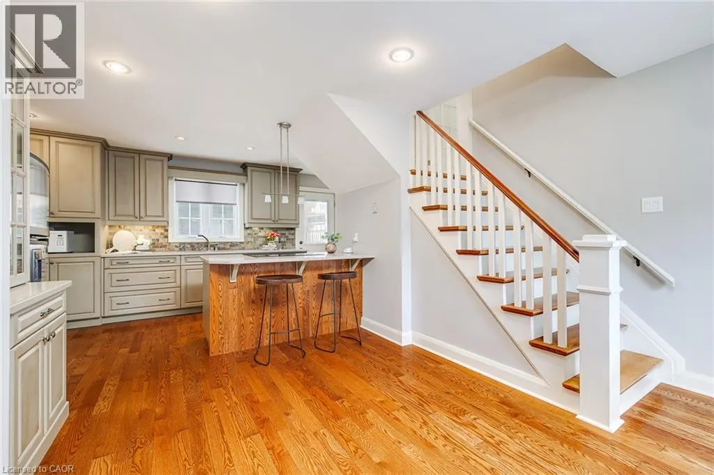 46 SYDENHAM Street