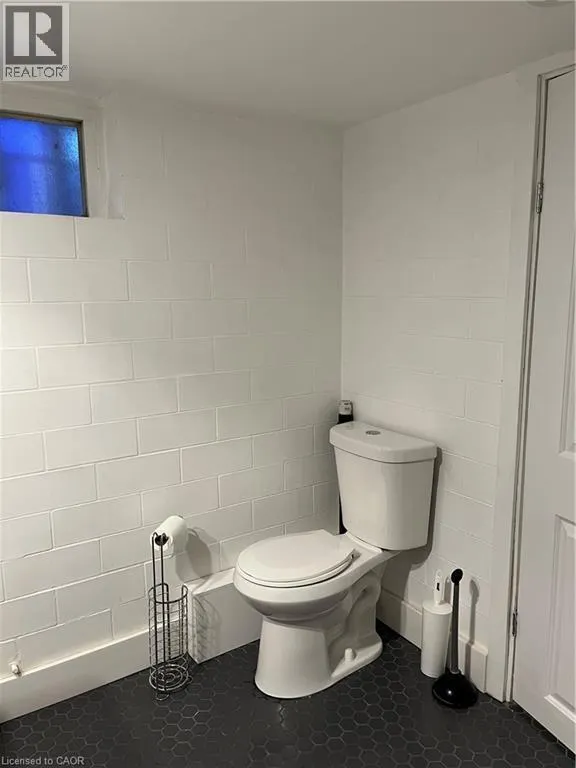 23 ROSEMONT Avenue Unit# Basement, #Basement