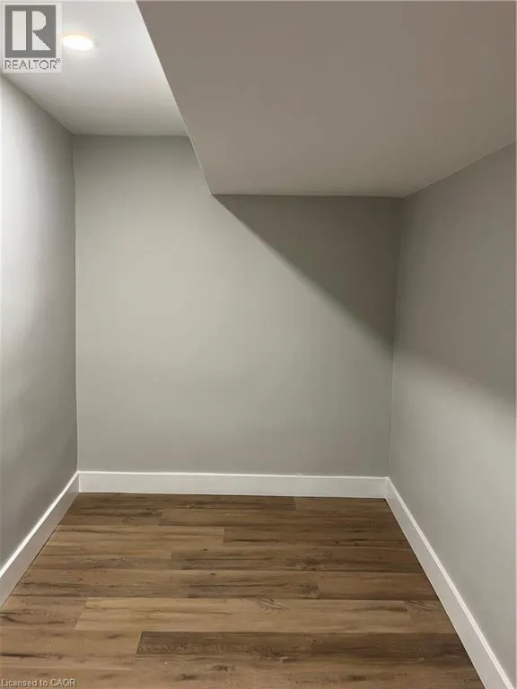 23 ROSEMONT Avenue Unit# Basement, #Basement