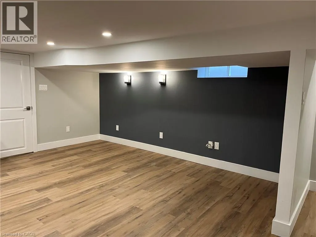 23 ROSEMONT Avenue Unit# Basement, #Basement