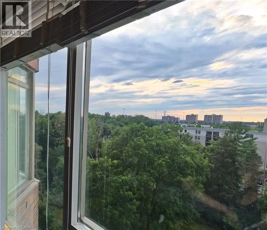 3227 KING Street E Unit# 1011, #1011