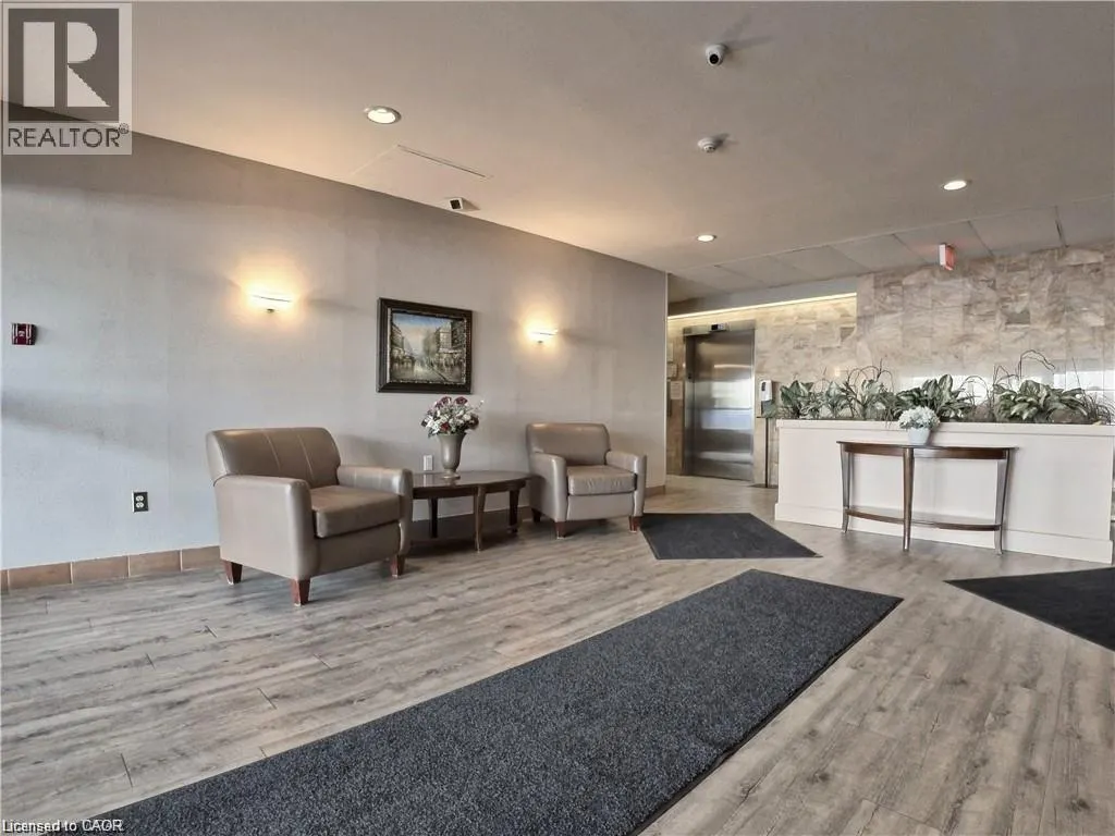 3227 KING Street E Unit# 1011, #1011