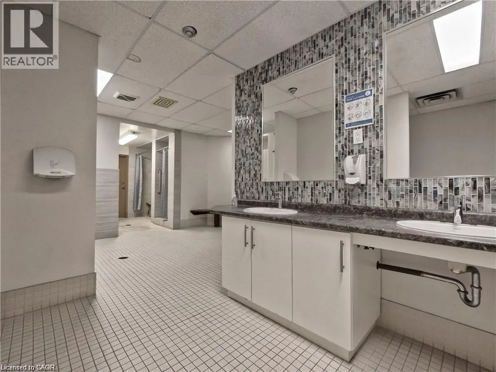 3227 KING Street E Unit# 1011, #1011