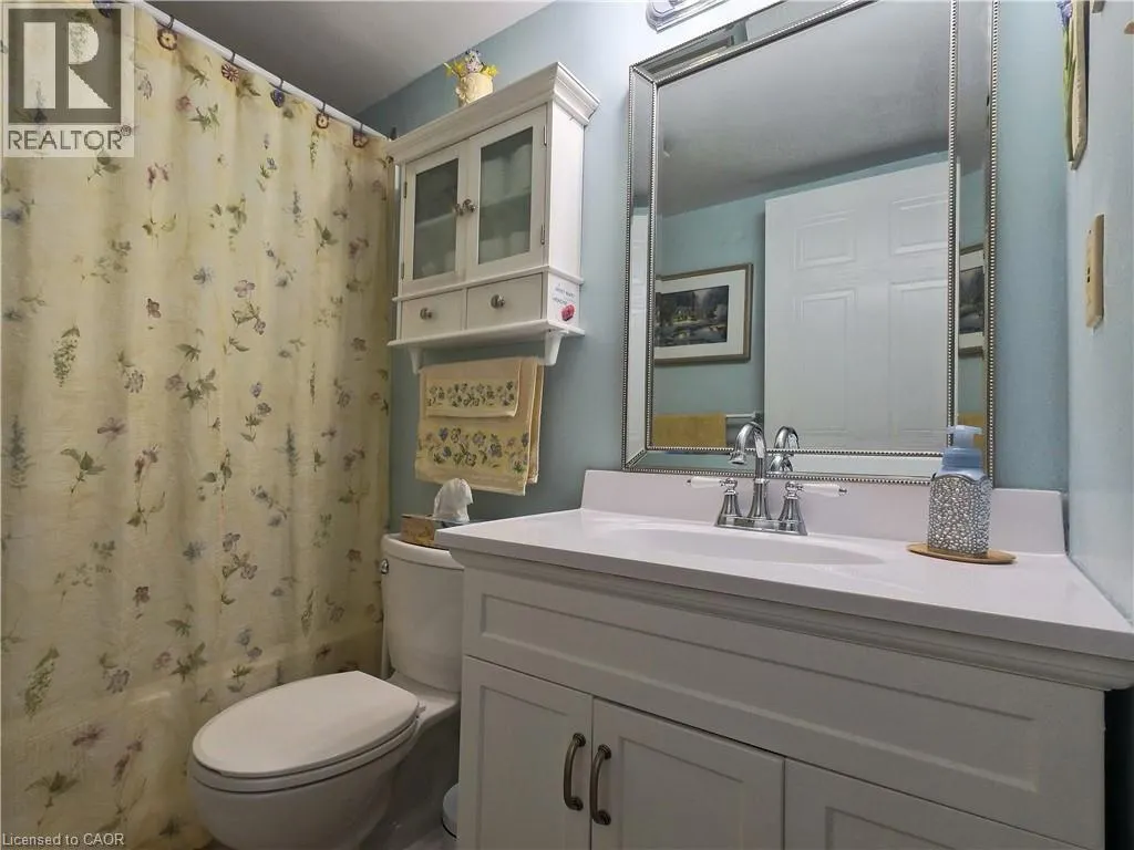 3227 KING Street E Unit# 1011, #1011