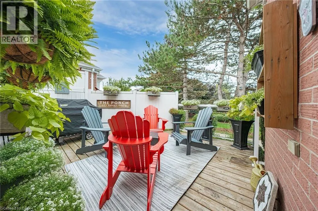 341 GEORGE Street N Unit# 4, #4