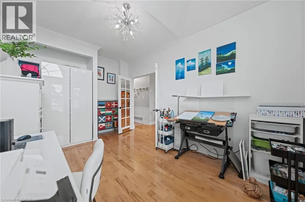 341 GEORGE Street N Unit# 4, #4