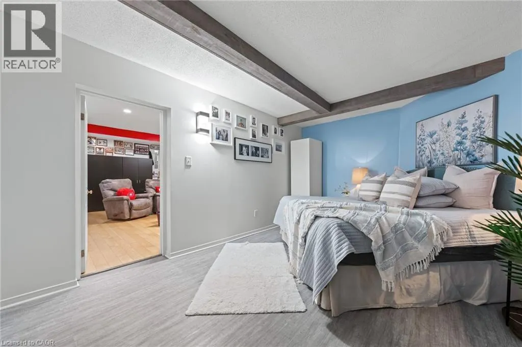 341 GEORGE Street N Unit# 4, #4