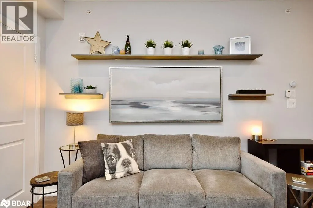 299 CUNDLES Road E Unit# 208, #208