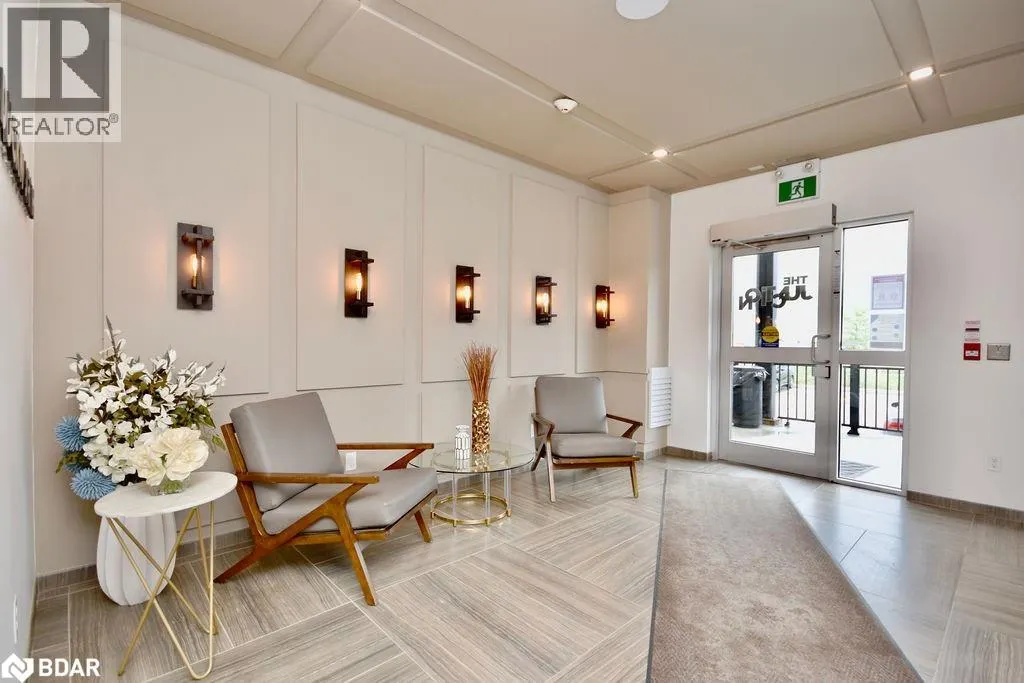 299 CUNDLES Road E Unit# 208, #208
