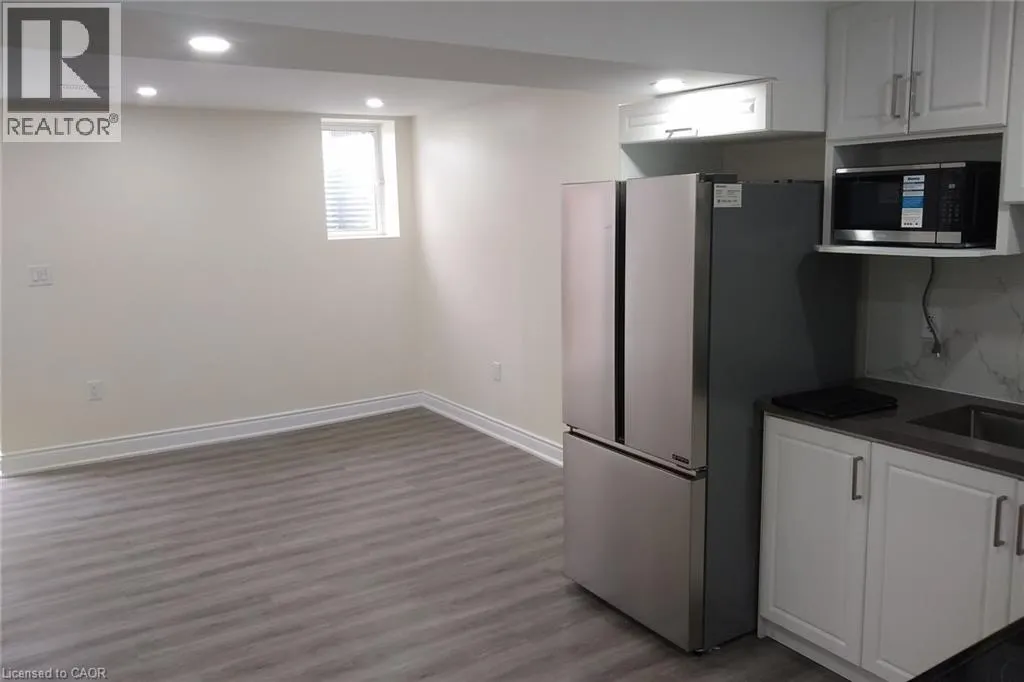 137 RIVERTRAIL Avenue Unit# Lower, #Lower