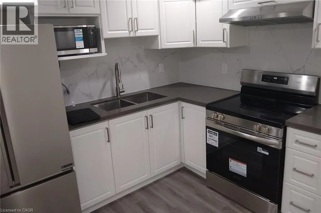 137 RIVERTRAIL Avenue Unit# Lower, #Lower