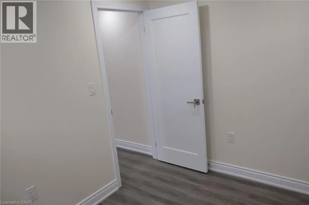 137 RIVERTRAIL Avenue Unit# Lower, #Lower