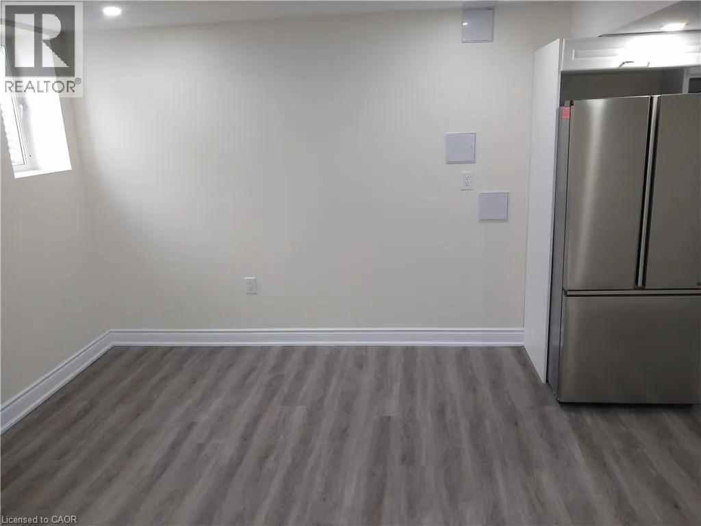 137 RIVERTRAIL Avenue Unit# Lower, #Lower