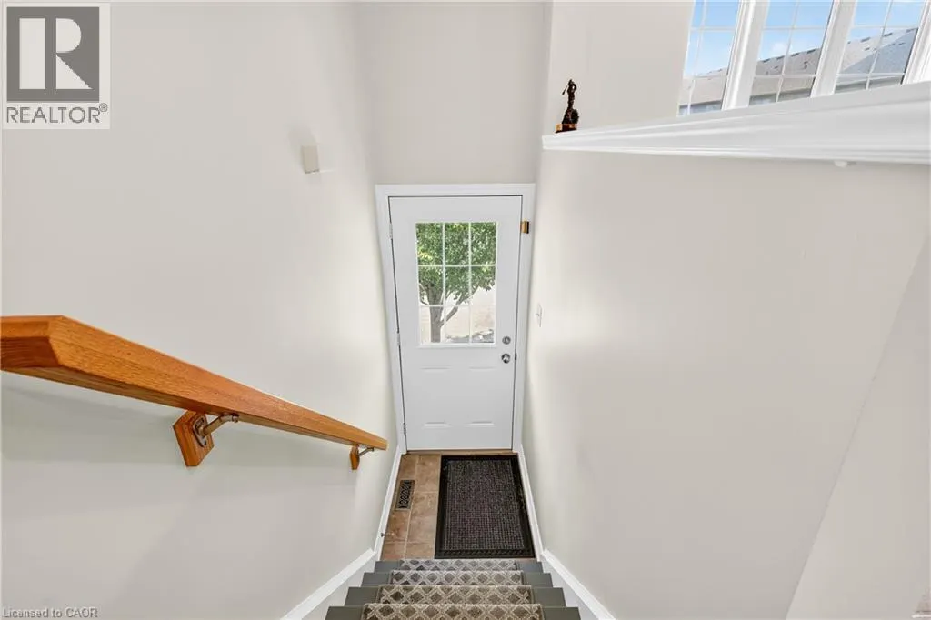 12 CHAPMAN Lane