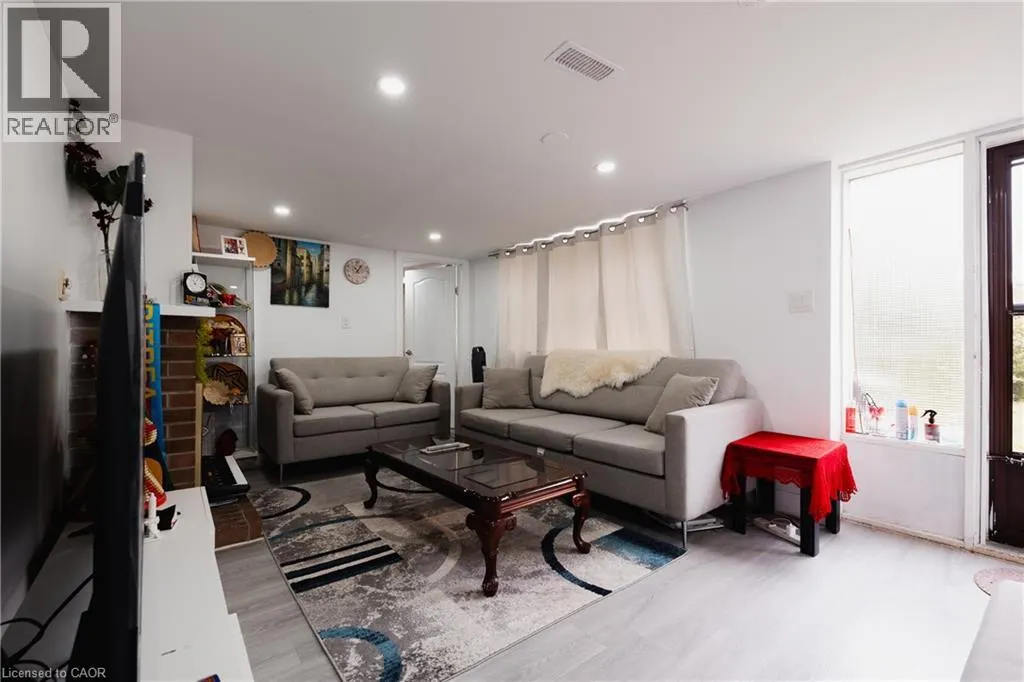 189 GATEWOOD Road