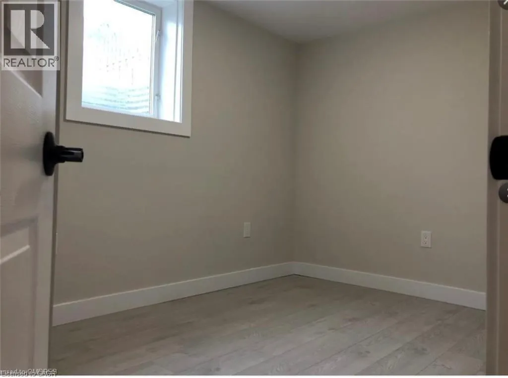 7 CHALMERS Street Unit# lower, #lower