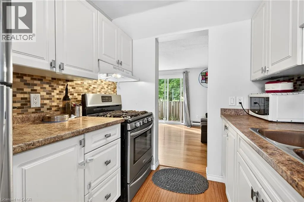 476 GREY Street Unit# 4, #4