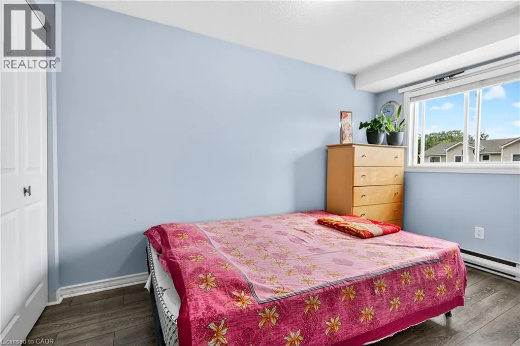 476 GREY Street Unit# 4, #4