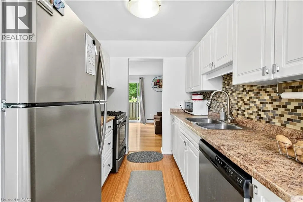 476 GREY Street Unit# 4, #4