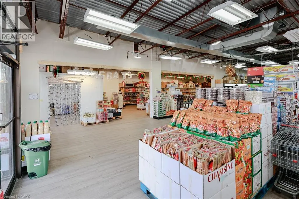 318 QUEENSTON Road