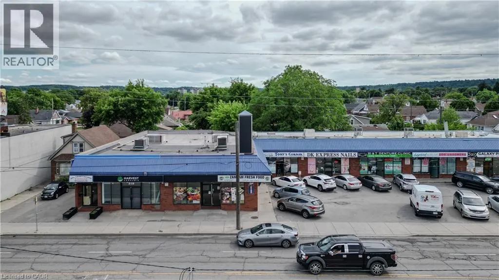 318 QUEENSTON Road