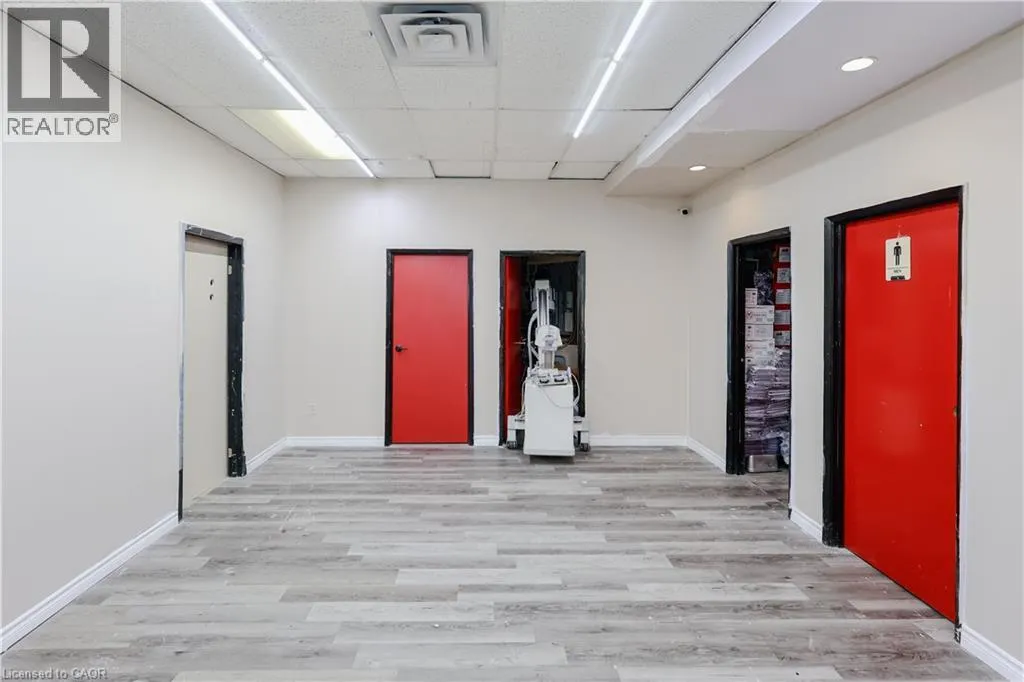 318 QUEENSTON Road
