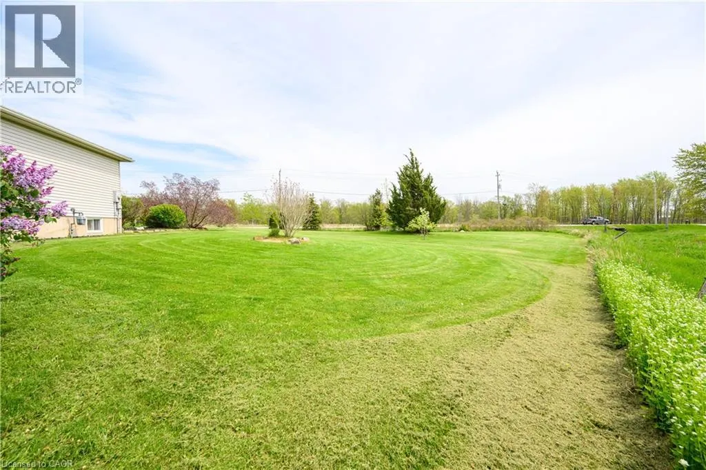 390 MOUNTAIN Road