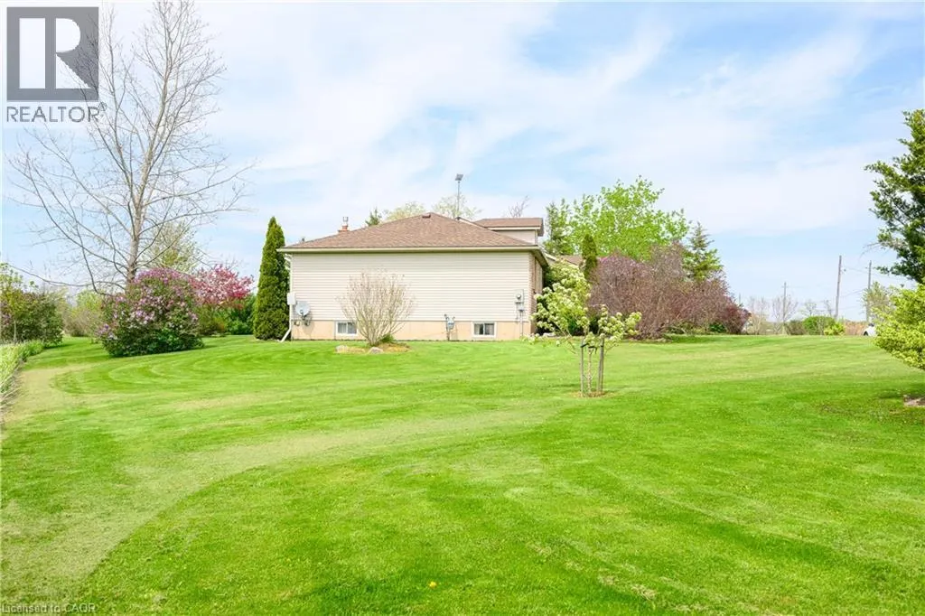 390 MOUNTAIN Road