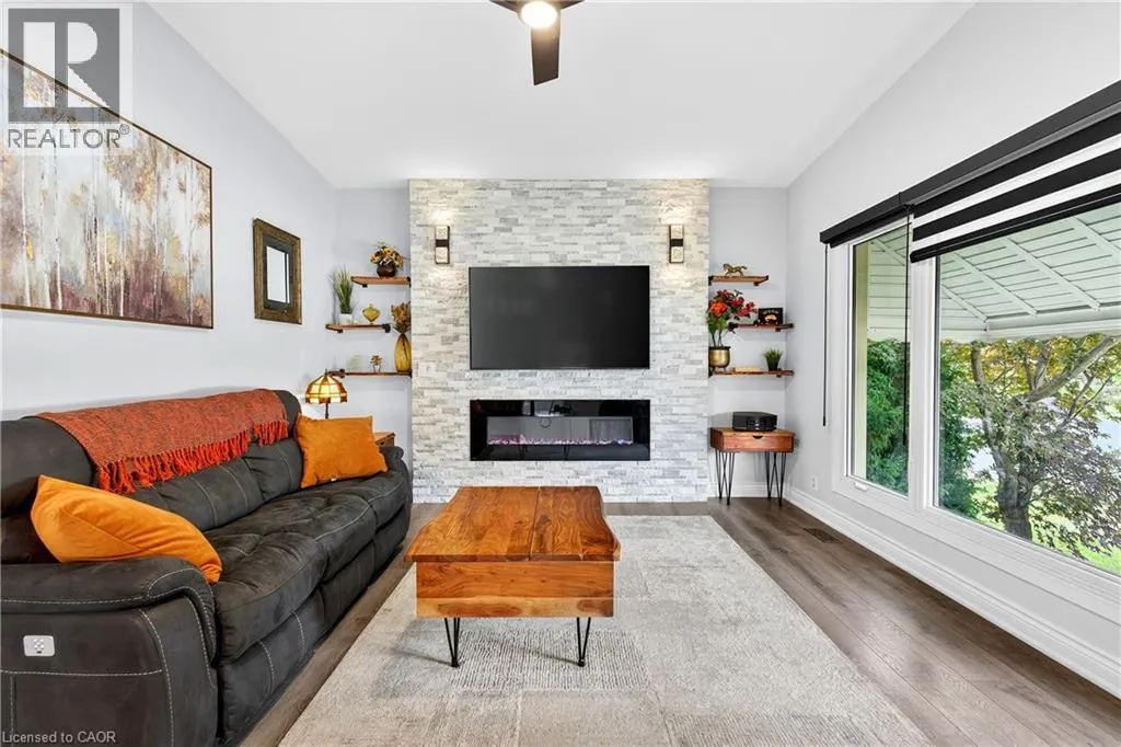 4542 NANCY Drive