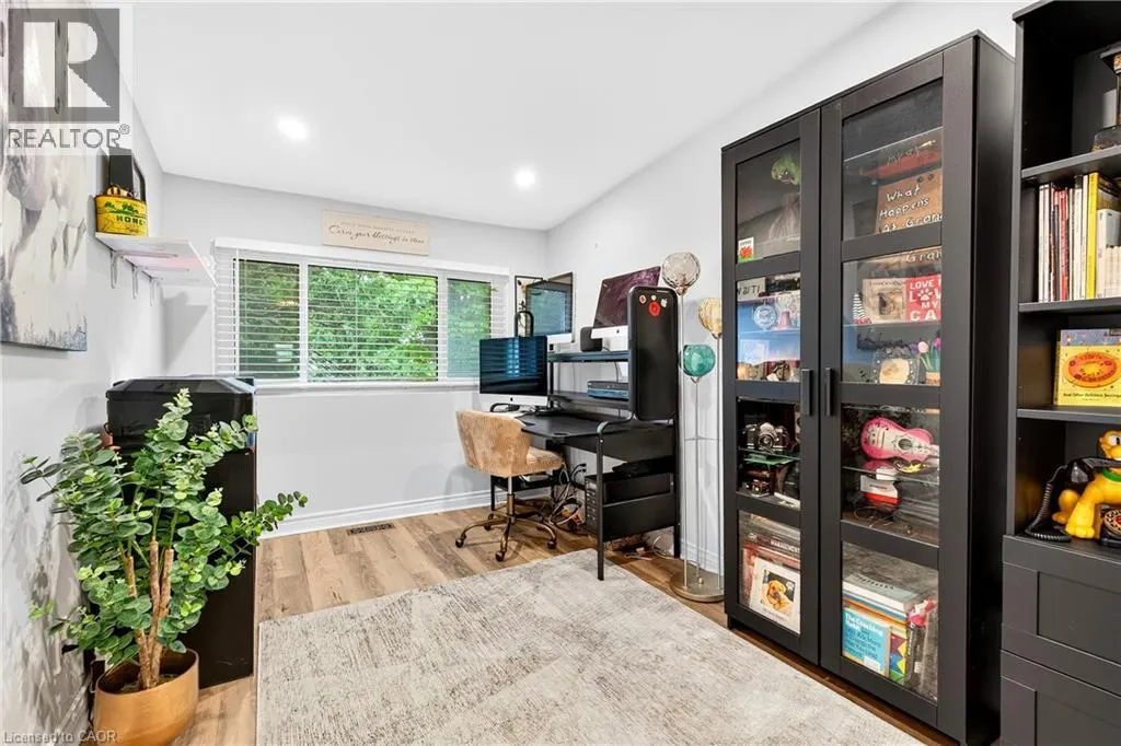 4542 NANCY Drive