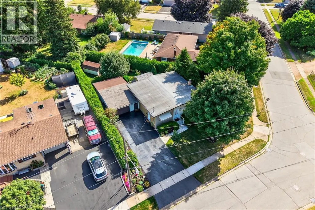 4542 NANCY Drive
