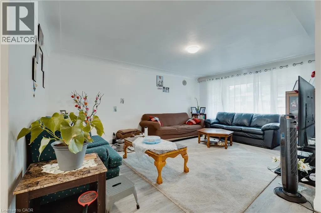 189 GATEWOOD Road