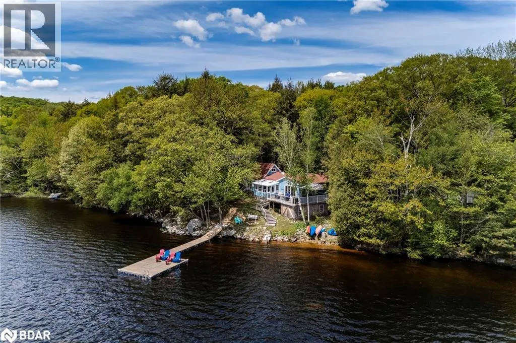37 E MENOMINEE LAKE Road