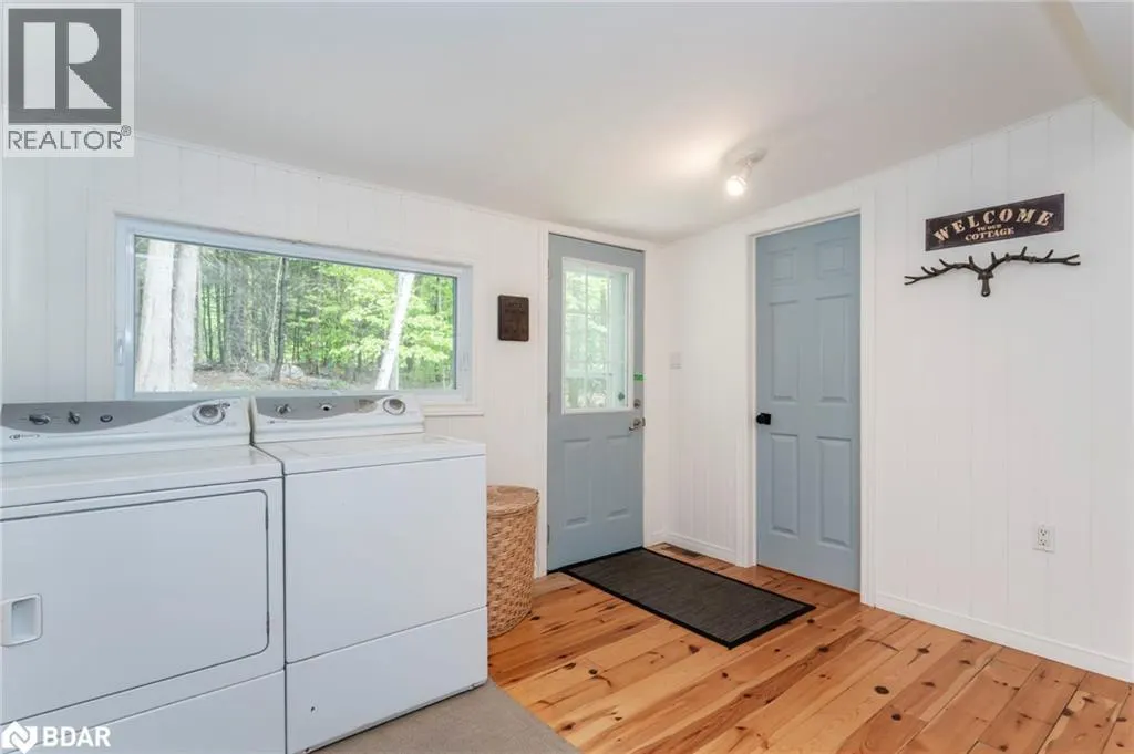 37 E MENOMINEE LAKE Road