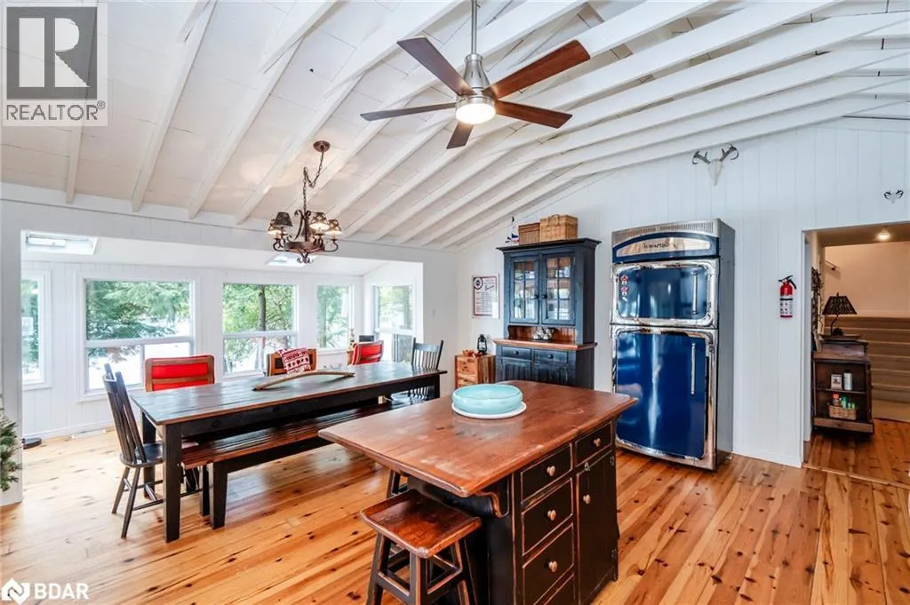 37 E MENOMINEE LAKE Road