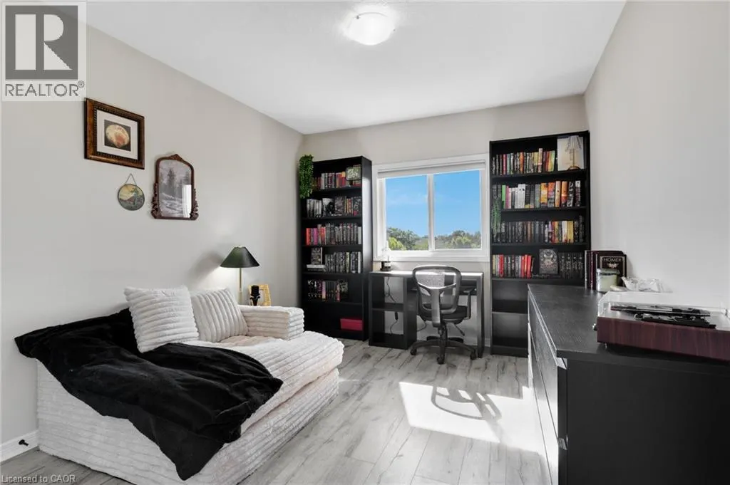 6 UPPER MERCER Street Unit# H32, #H32