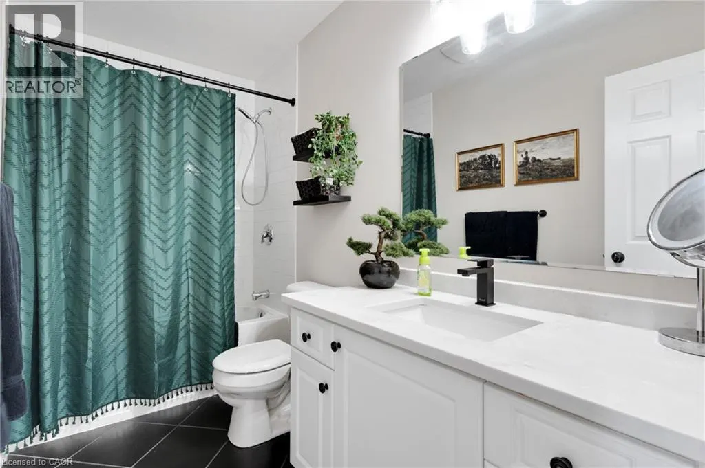 6 UPPER MERCER Street Unit# H32, #H32