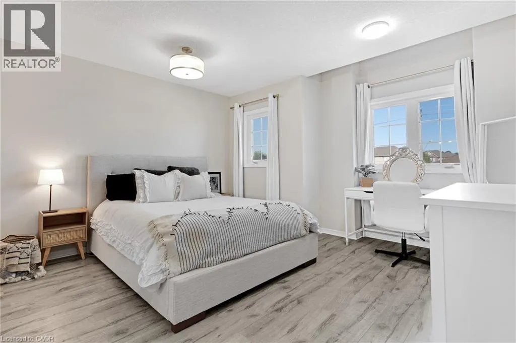 6 UPPER MERCER Street Unit# H32, #H32