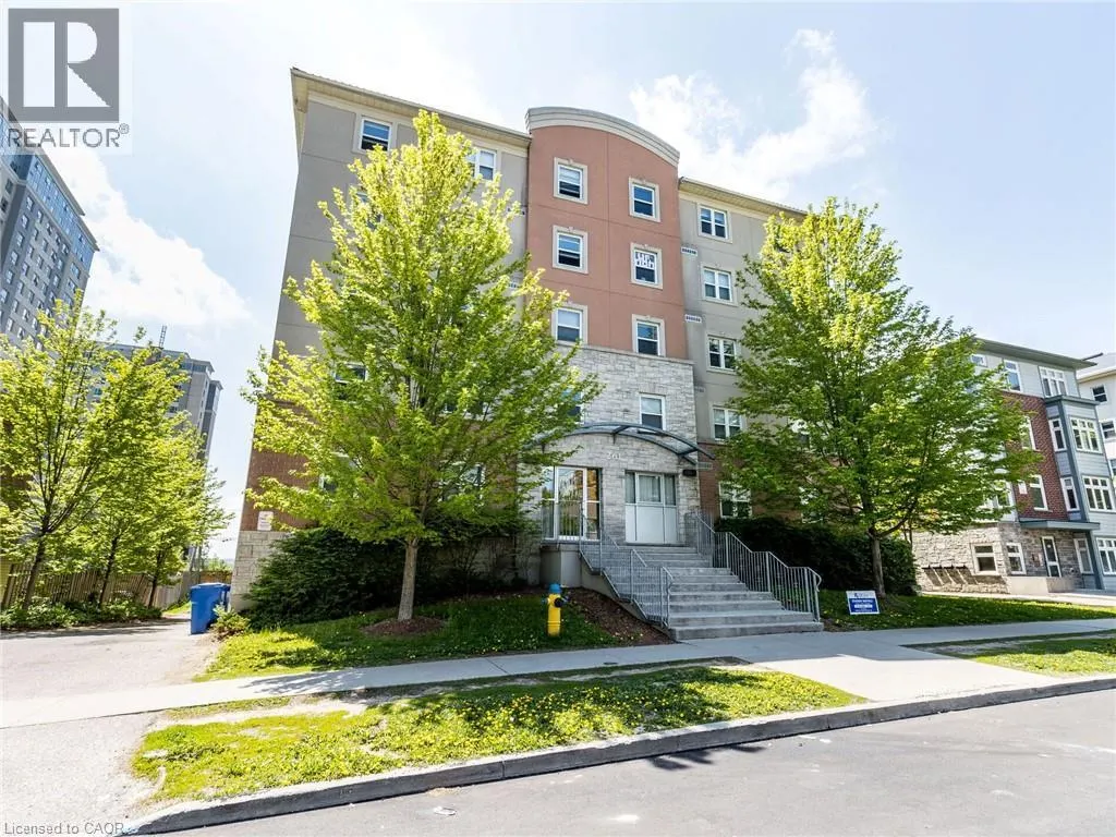 261 LESTER Street Unit# 301, #301
