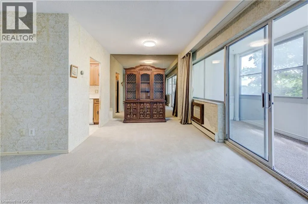 45 WESTMOUNT Road N Unit# 407, #407