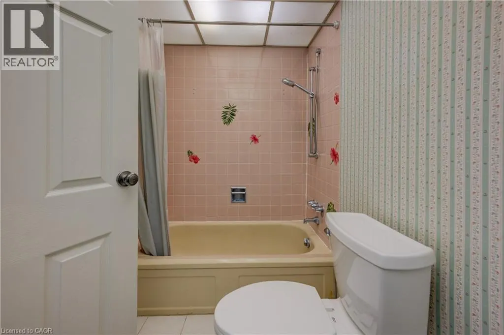 45 WESTMOUNT Road N Unit# 407, #407