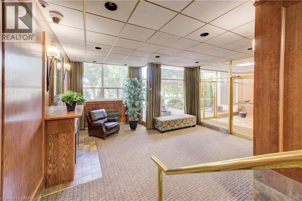 45 WESTMOUNT Road N Unit# 407, #407