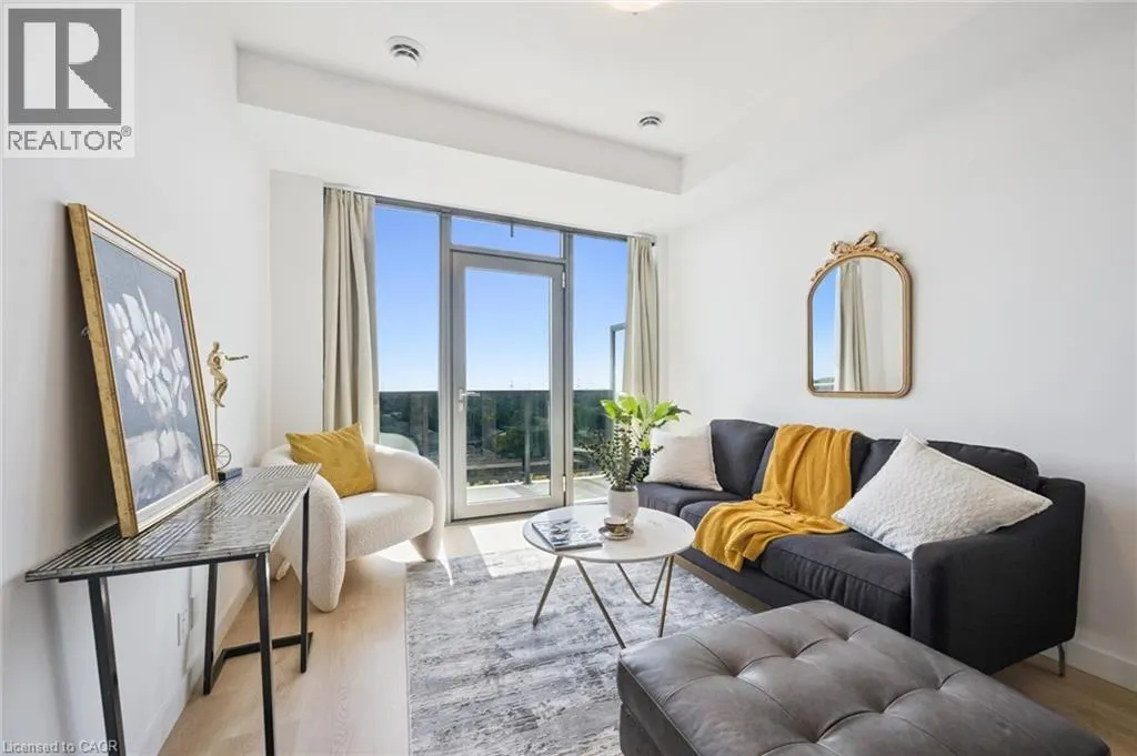 1442 HIGHLAND Road W Unit# 906, #906