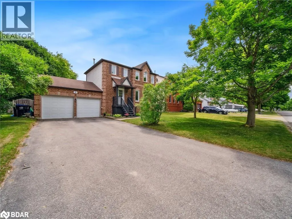 8 DARREN Drive