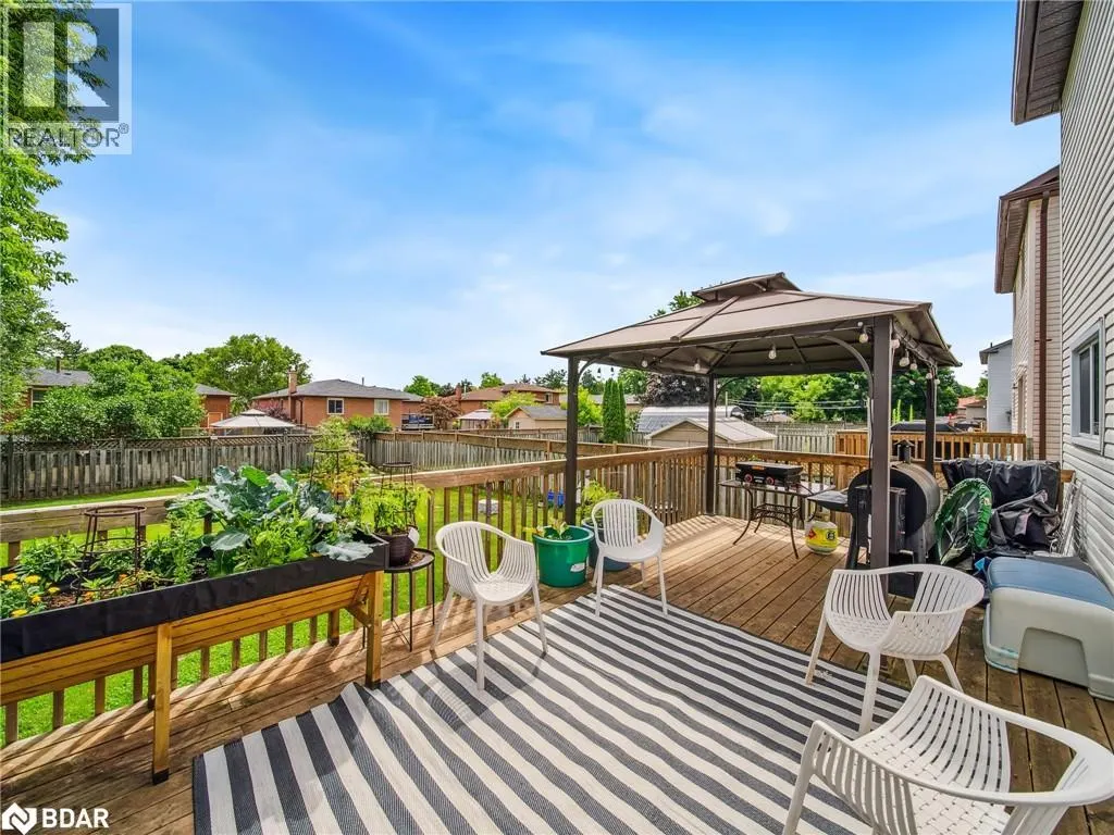 8 DARREN Drive